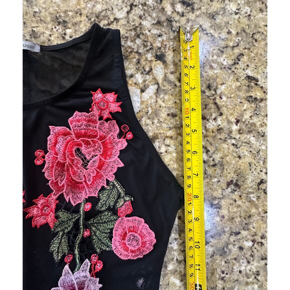 Charlotte Russe Black Mesh Pink Floral Appliqué Bodysuit SZ Medium Fairy Flirty - Picture 9 of 14